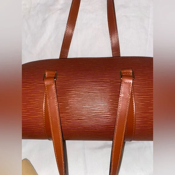 Louis Vuitton Cognac Leather Shoulder Bag with Barrel Design - Picture 15 of 16